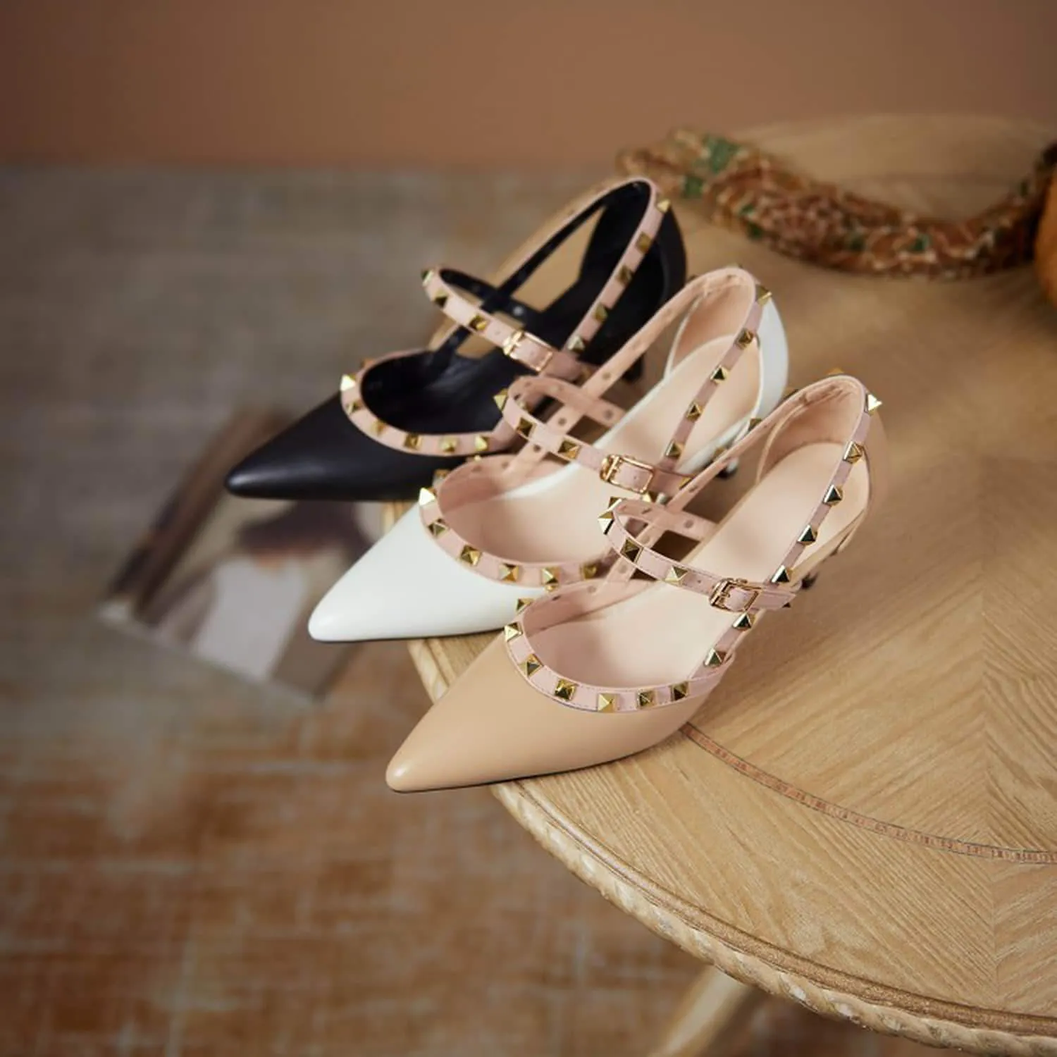 Buckle Rivet Pointed Toe Mid-heel Shoes