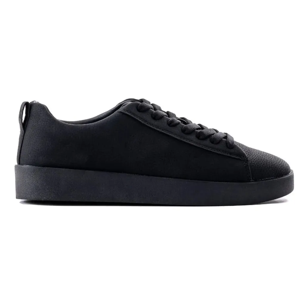 Calvin Klein Kristo 2 Black Mens Sneakers - Stylish & Comfortable Footwear