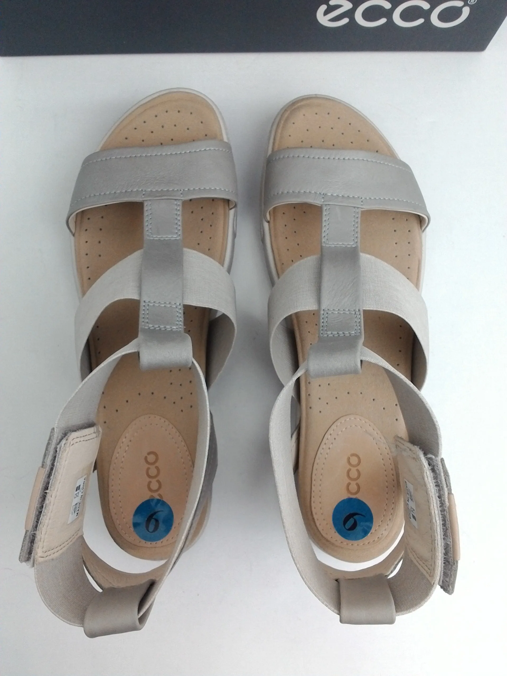 Ecco Women's Gravel Powder Flatform Sandal Size 40