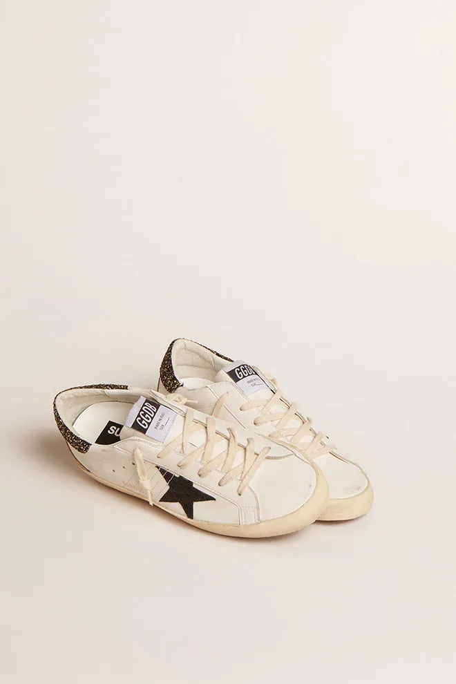 Sure! Here’s an optimized title for the GOLDEN GOOSE Superstar product:

Stylish GOLDEN GOOSE Superstar Sneakers - Premium Italian Casual Footwear for Effortless Chic

Feel free to adjust any part to better fit your brands voice!