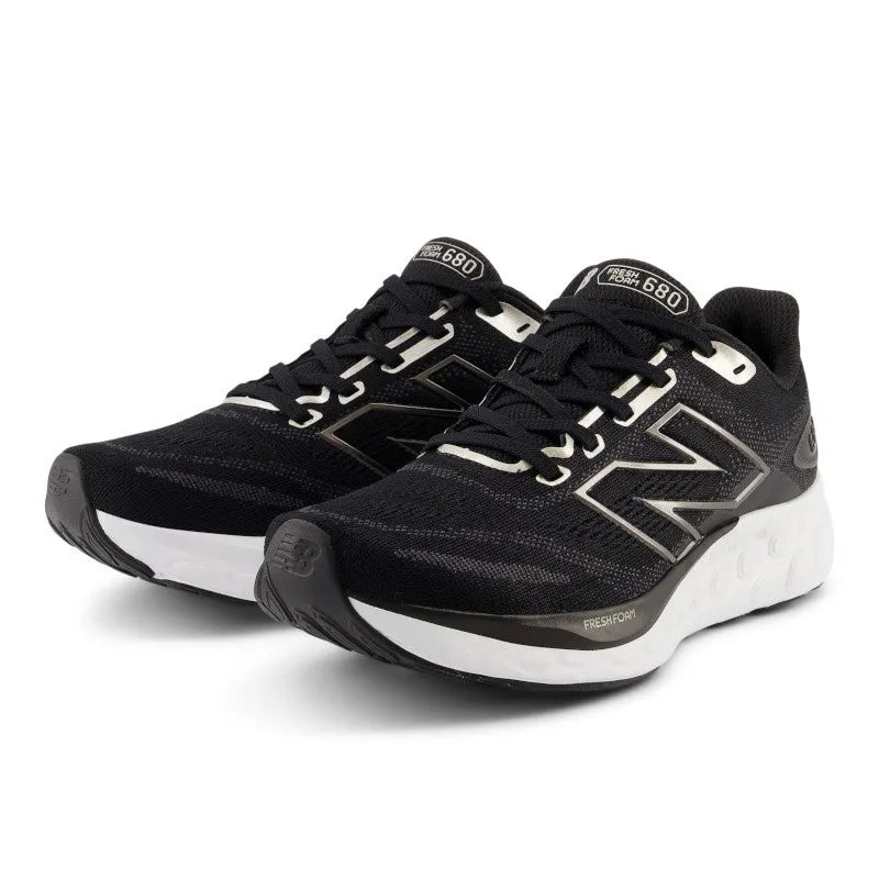 'New Balance' Women's Fresh Foam 680v8 - Black