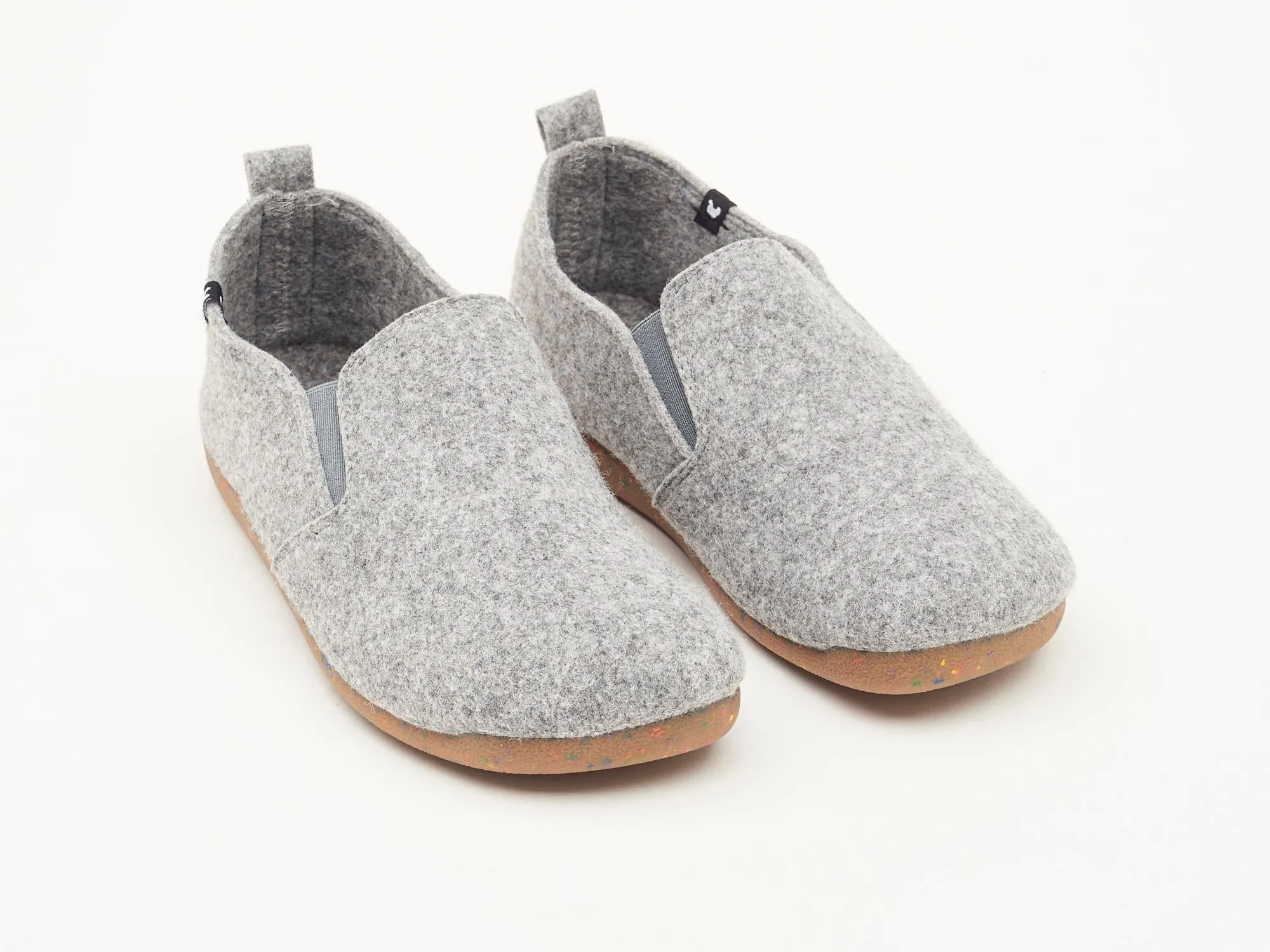 Soft eco felt slippers with rubber soles, 100% recycled